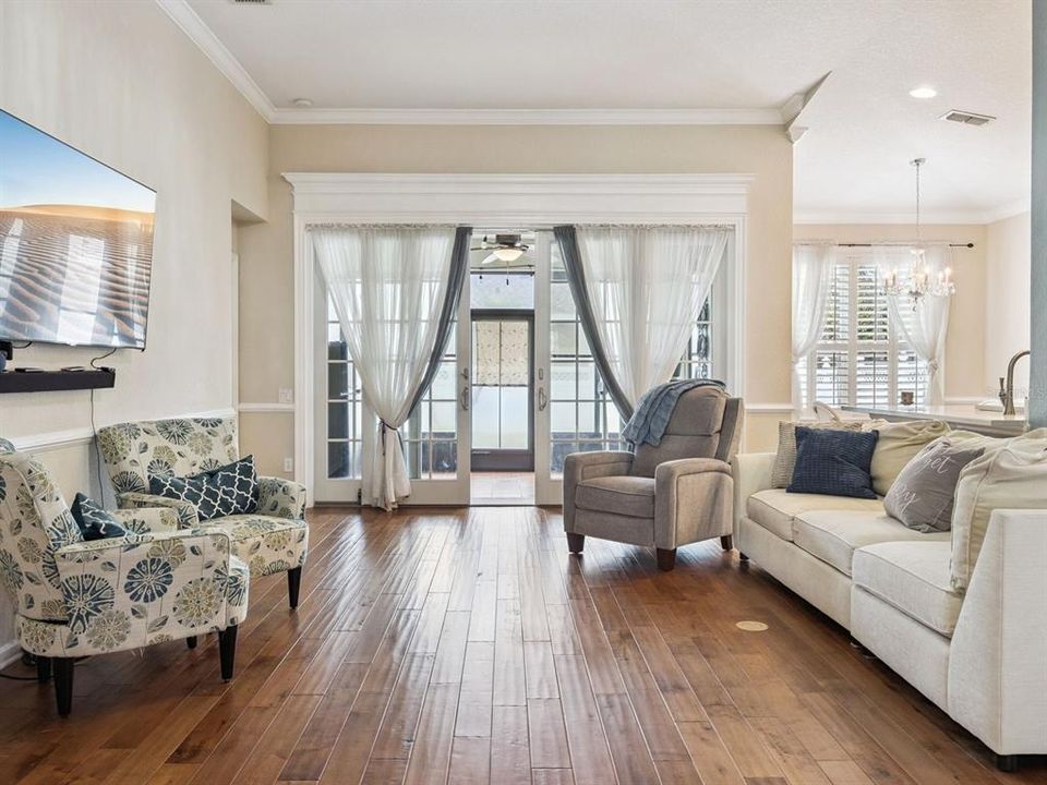 En Venta: $599,000 (3 camas, 2 baños, 1706 Pies cuadrados)