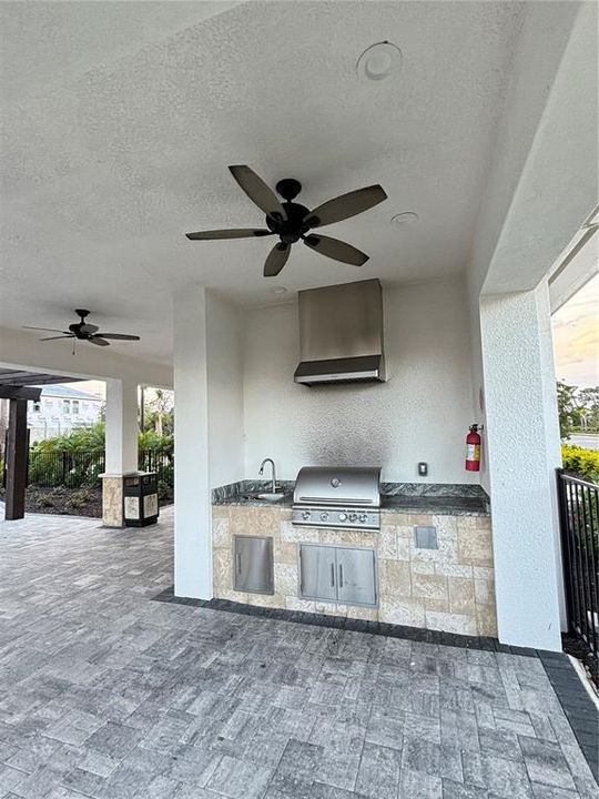 For Sale: $265,000 (2 beds, 2 baths, 1222 Square Feet)