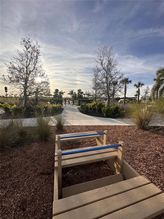 For Sale: $265,000 (2 beds, 2 baths, 1222 Square Feet)