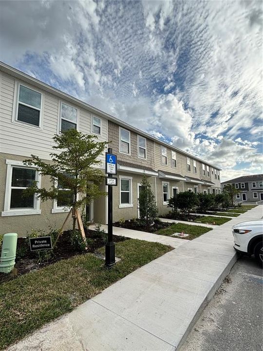 For Sale: $265,000 (2 beds, 2 baths, 1222 Square Feet)
