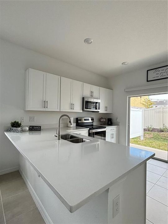 For Sale: $265,000 (2 beds, 2 baths, 1222 Square Feet)
