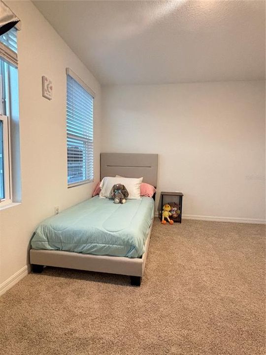For Sale: $265,000 (2 beds, 2 baths, 1222 Square Feet)
