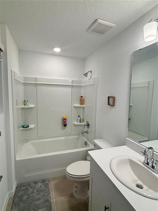For Sale: $265,000 (2 beds, 2 baths, 1222 Square Feet)