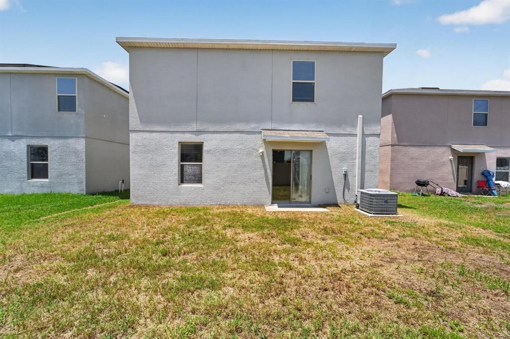 На продажу: $369,999 (5 спален, 2 ванн, 2415 Квадратных фут)