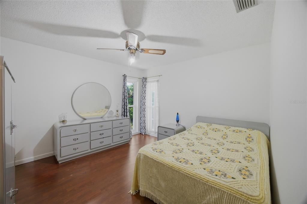 En Venta: $450,000 (3 camas, 2 baños, 1690 Pies cuadrados)