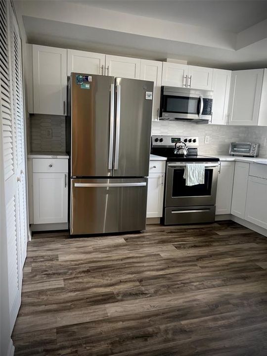 For Rent: $4,000 (3 beds, 2 baths, 1588 Square Feet)