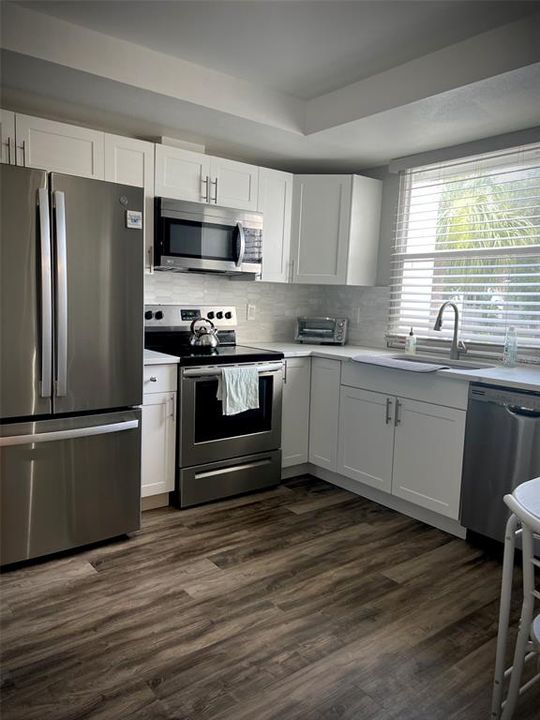 For Rent: $4,000 (3 beds, 2 baths, 1588 Square Feet)
