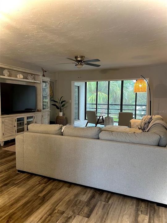 For Rent: $4,000 (3 beds, 2 baths, 1588 Square Feet)