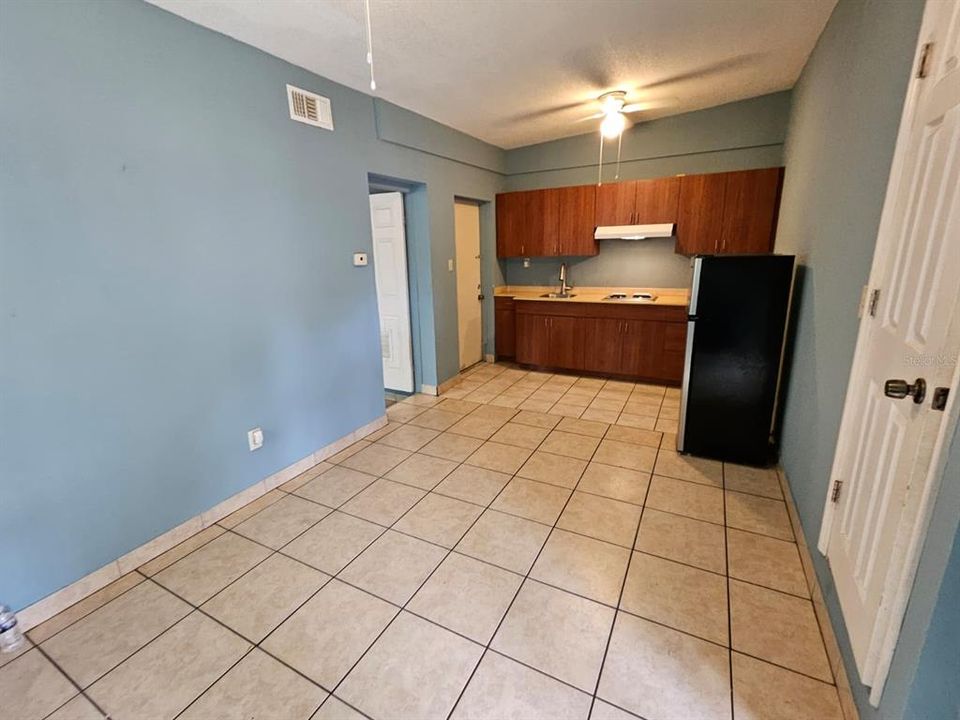 В аренду: $1,200 (1 спален, 1 ванн, 391 Квадратных фут)