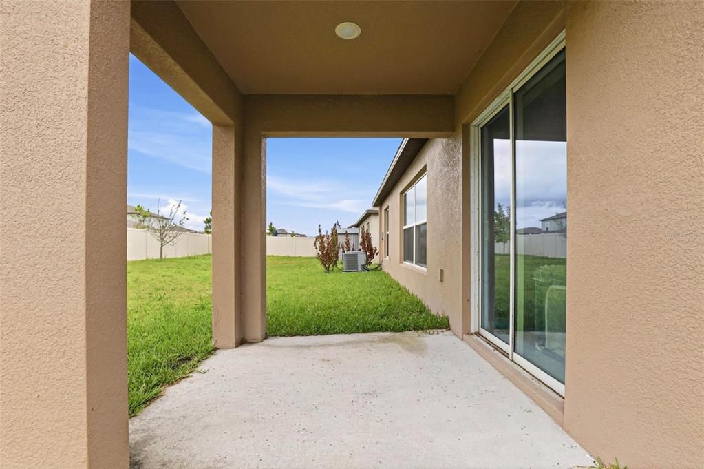 En Venta: $365,000 (4 camas, 2 baños, 1935 Pies cuadrados)