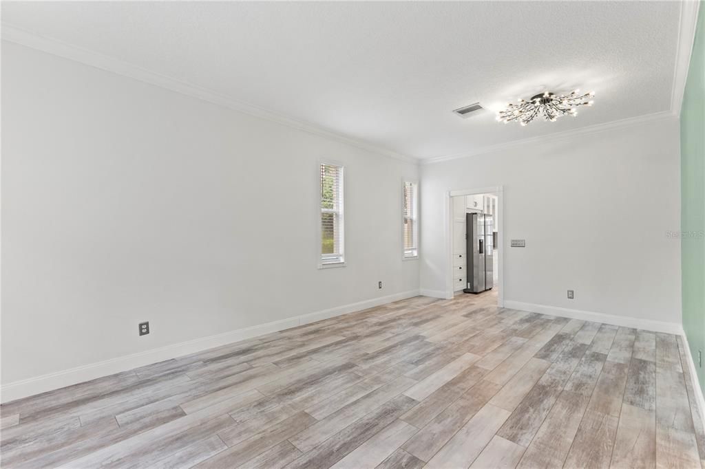 En Renta: $4,650 (4 camas, 2 baños, 2807 Pies cuadrados)