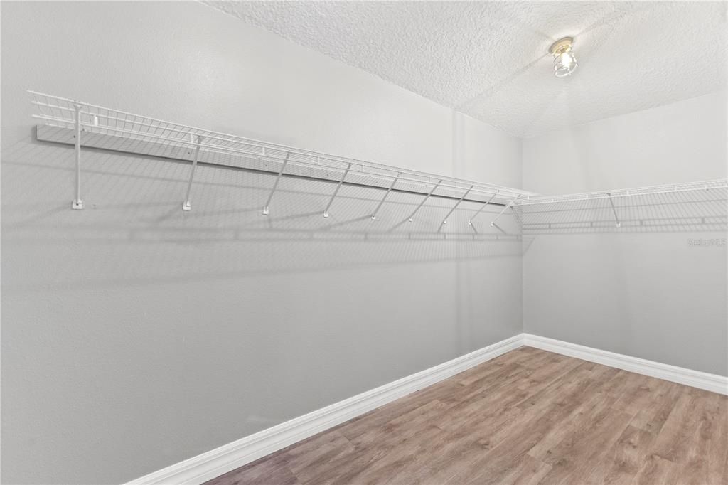 En Renta: $4,650 (4 camas, 2 baños, 2807 Pies cuadrados)