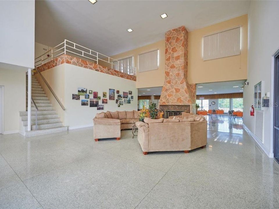 На продажу: $27,000 (0.55 acres)