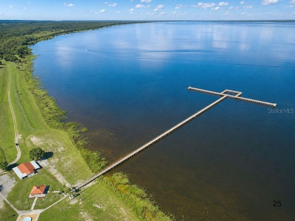 На продажу: $27,000 (0.55 acres)