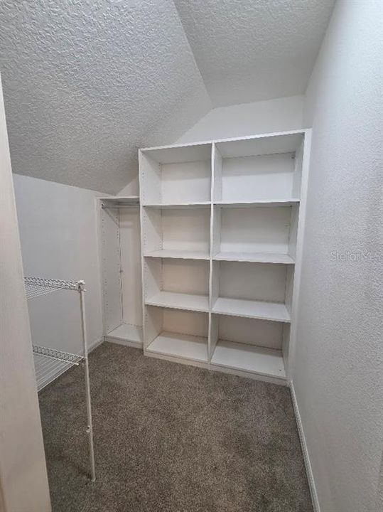 En Renta: $3,100 (4 camas, 2 baños, 1984 Pies cuadrados)