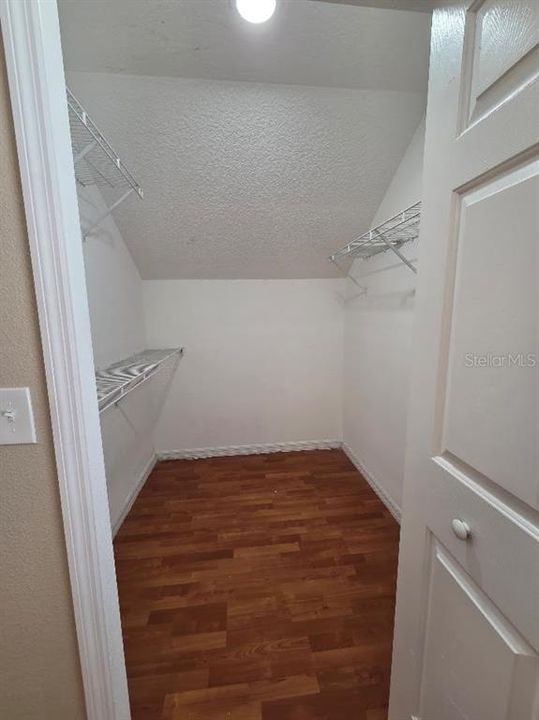 En Renta: $3,100 (4 camas, 2 baños, 1984 Pies cuadrados)