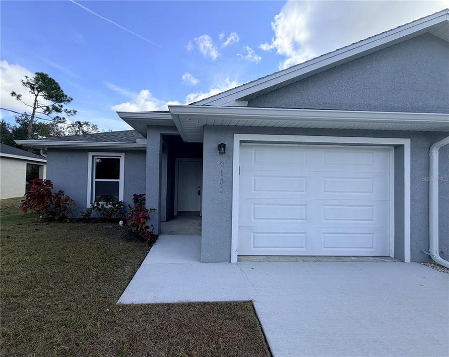 En Venta: $498,000 (6 camas, 0 baños, 2400 Pies cuadrados)