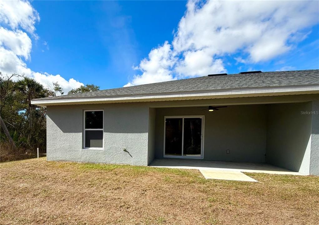 En Venta: $498,000 (6 camas, 0 baños, 2400 Pies cuadrados)