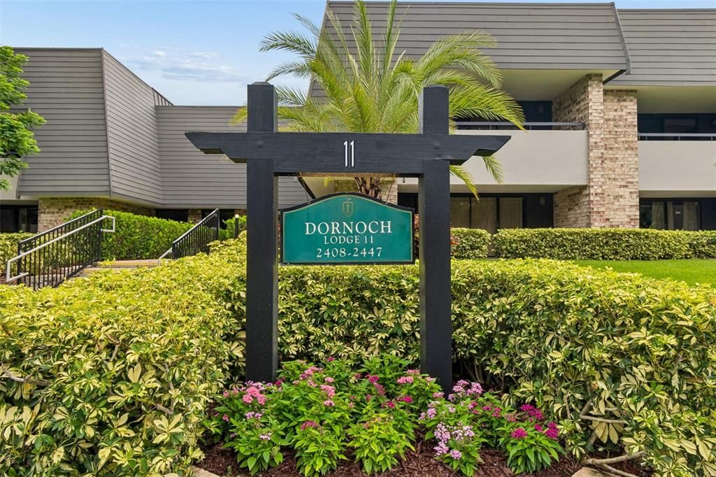 For Sale: $204,900 (1 beds, 1 baths, 610 Square Feet)