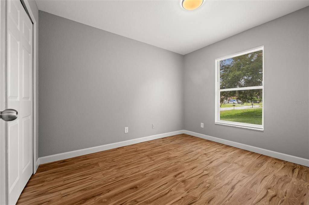 На продажу: $313,000 (3 спален, 2 ванн, 1227 Квадратных фут)