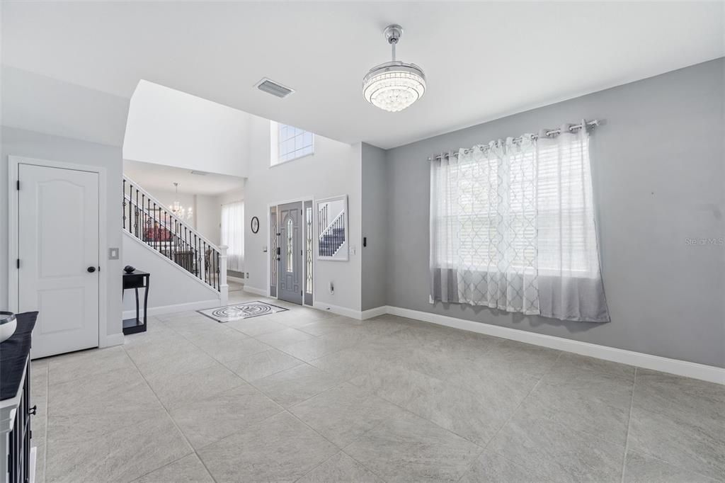 На продажу: $399,900 (3 спален, 3 ванн, 2410 Квадратных фут)