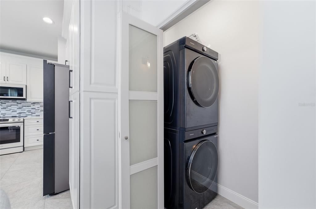 На продажу: $399,900 (3 спален, 3 ванн, 2410 Квадратных фут)