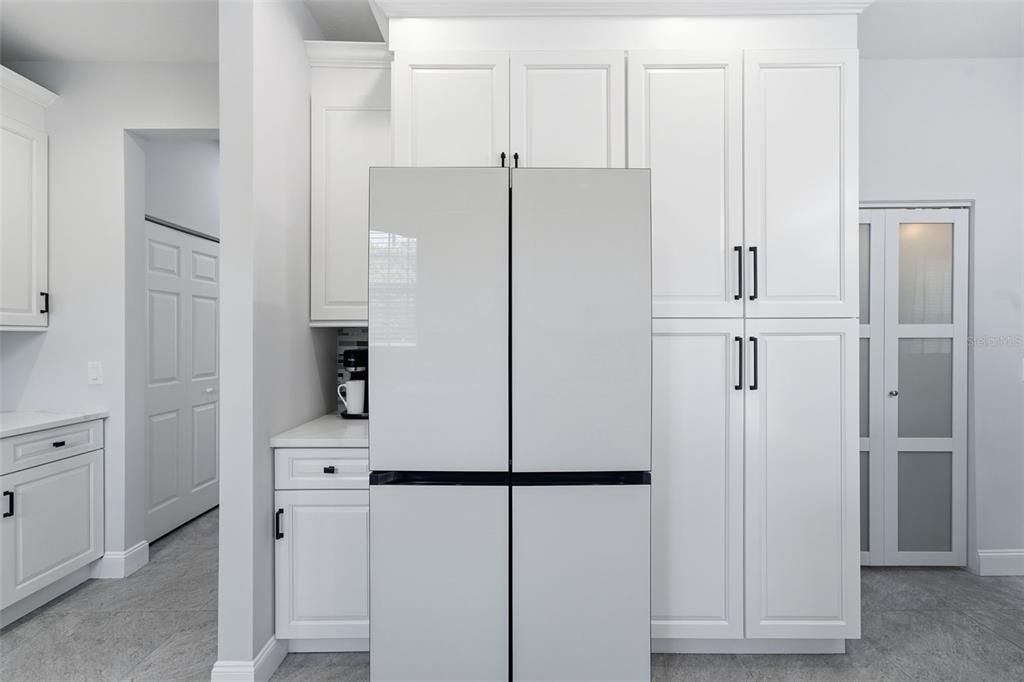 На продажу: $399,900 (3 спален, 3 ванн, 2410 Квадратных фут)