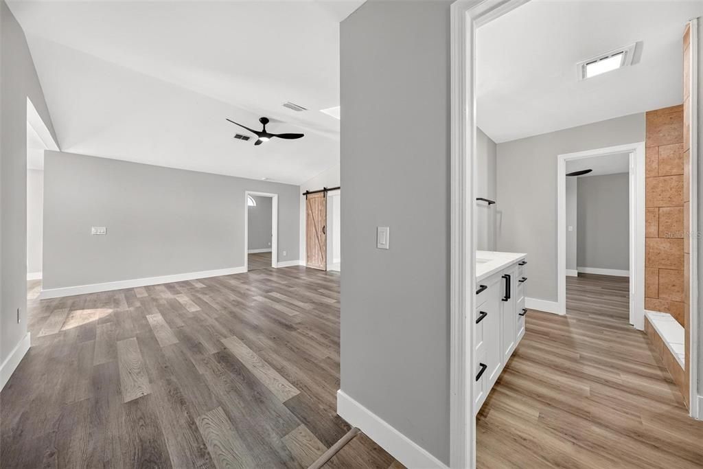 En Venta: $319,900 (3 camas, 2 baños, 1400 Pies cuadrados)