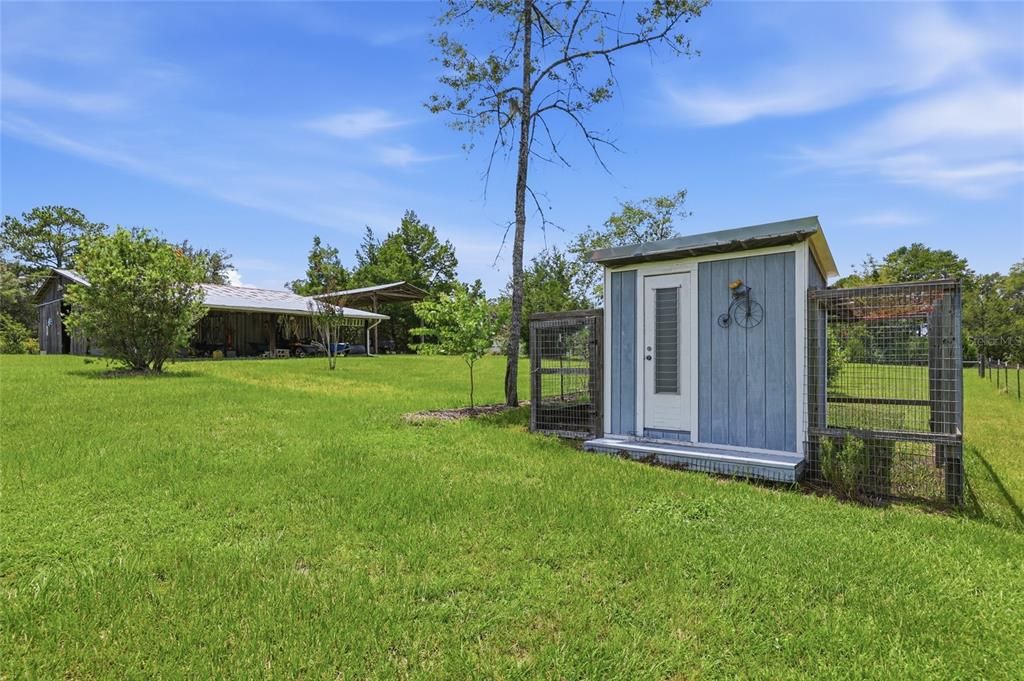 En Venta: $589,000 (4 camas, 3 baños, 2211 Pies cuadrados)