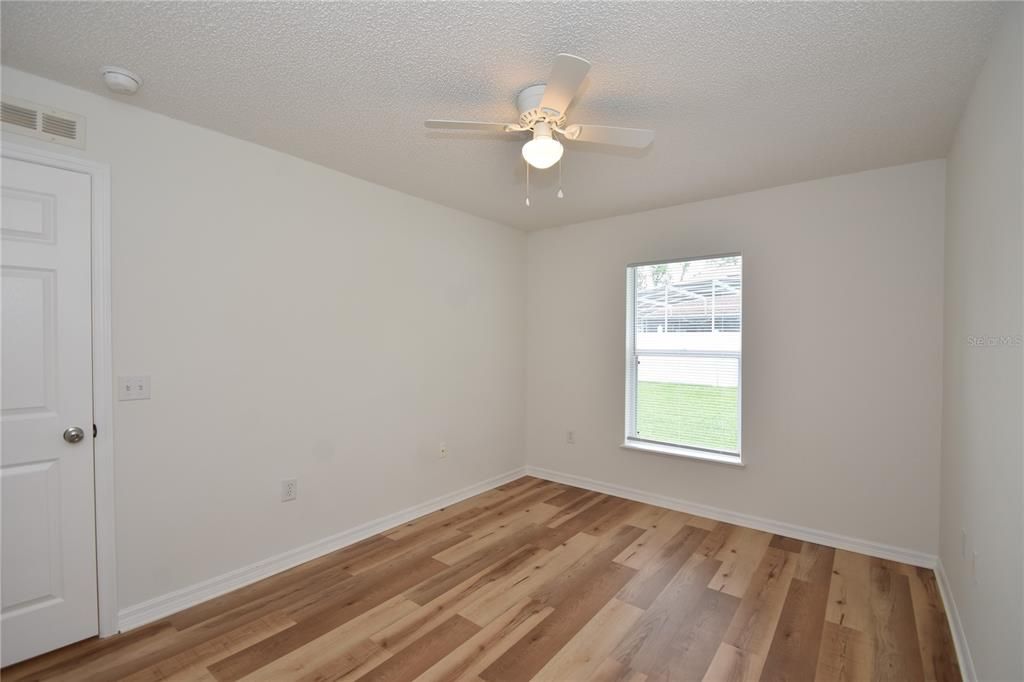 For Rent: $2,200 (4 beds, 2 baths, 1728 Square Feet)