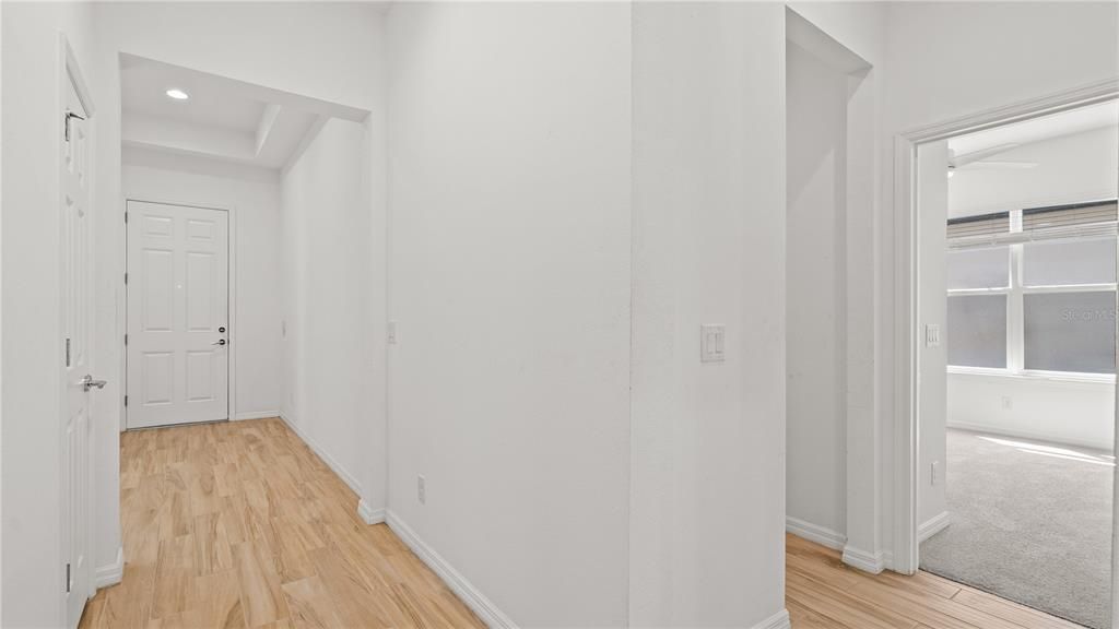 En Venta: $489,000 (4 camas, 3 baños, 2261 Pies cuadrados)