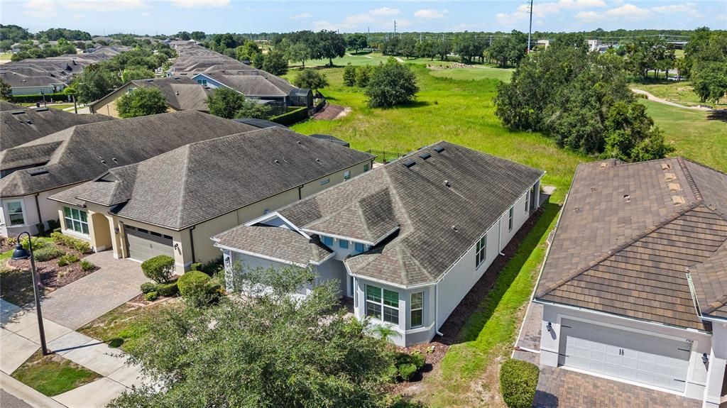 En Venta: $489,000 (4 camas, 3 baños, 2261 Pies cuadrados)