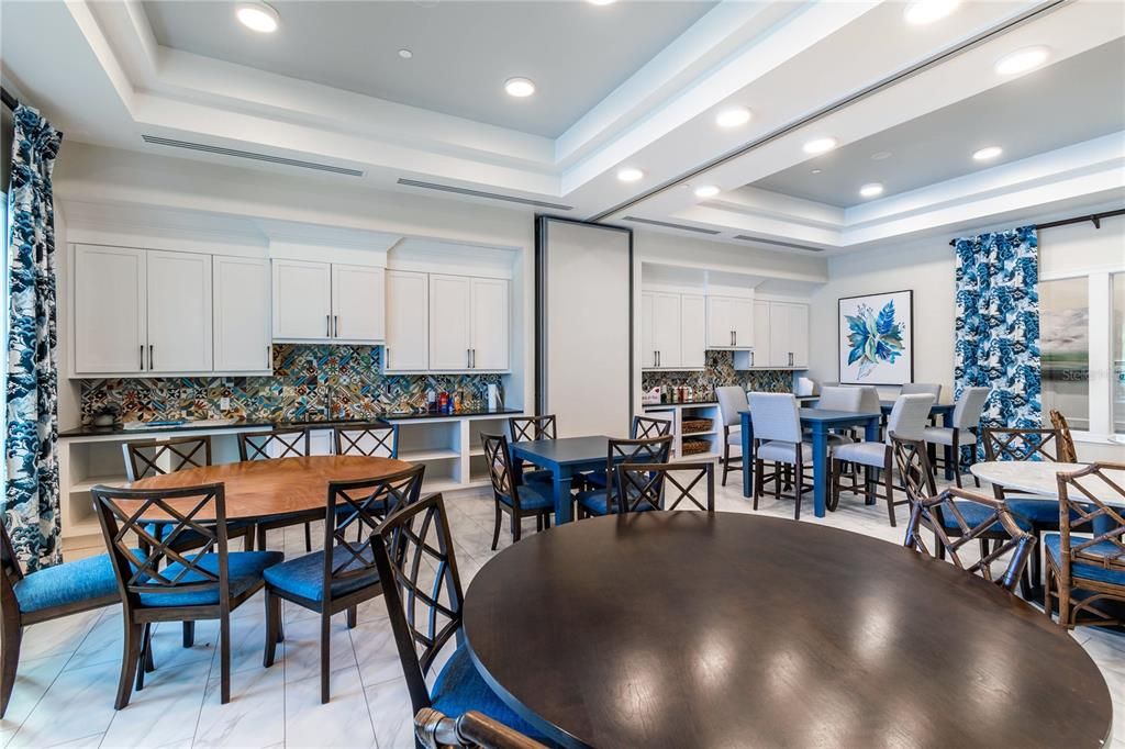 En Venta: $489,000 (4 camas, 3 baños, 2261 Pies cuadrados)