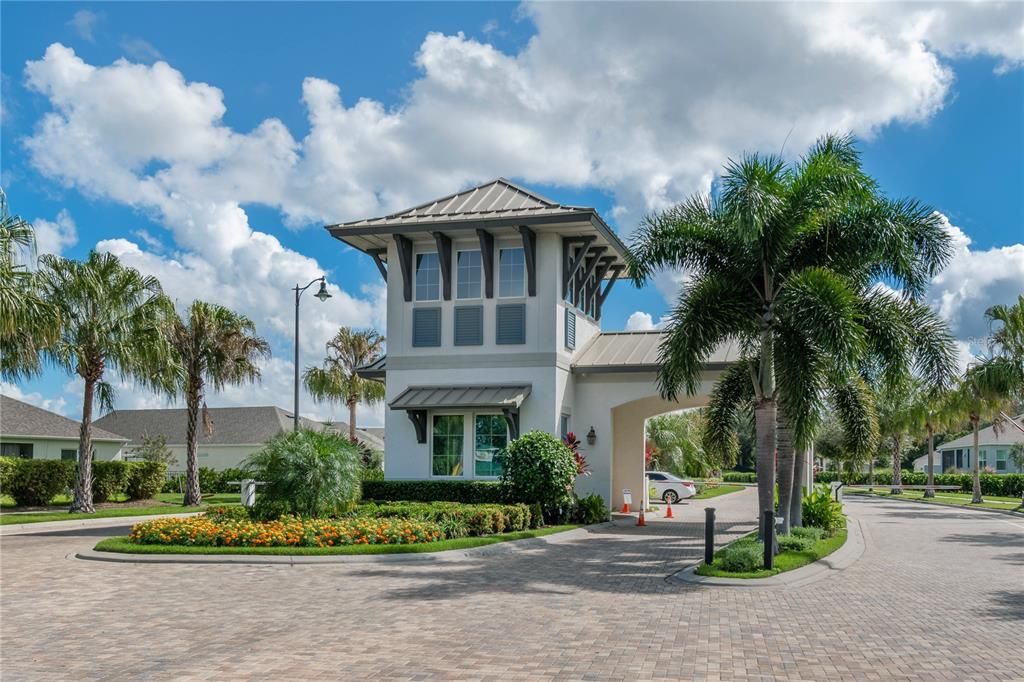 En Venta: $489,000 (4 camas, 3 baños, 2261 Pies cuadrados)