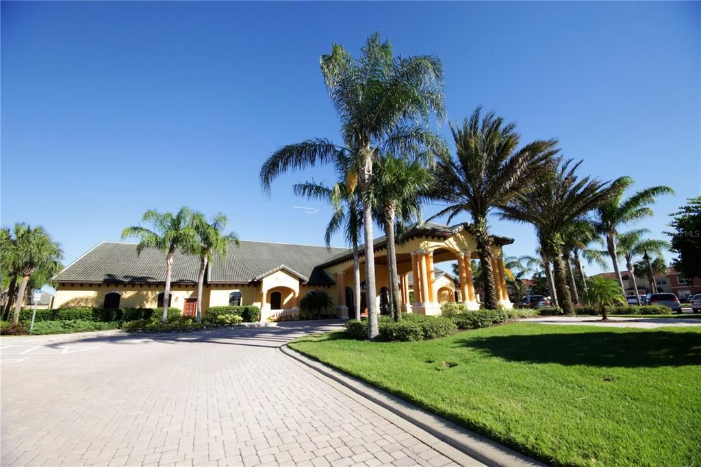 На продажу: $329,990 (4 спален, 3 ванн, 1902 Квадратных фут)