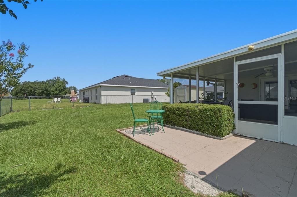 For Sale: $289,999 (3 beds, 2 baths, 1425 Square Feet)