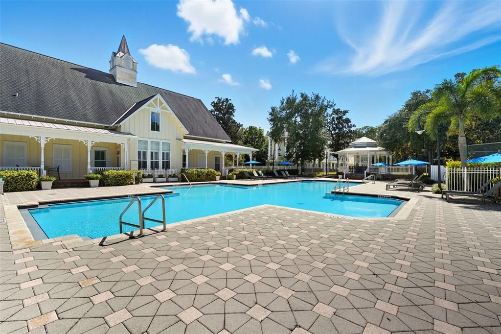 For Sale: $319,000 (2 beds, 1 baths, 1066 Square Feet)