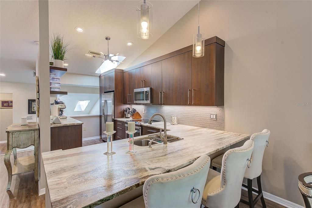 For Sale: $409,500 (3 beds, 2 baths, 1835 Square Feet)