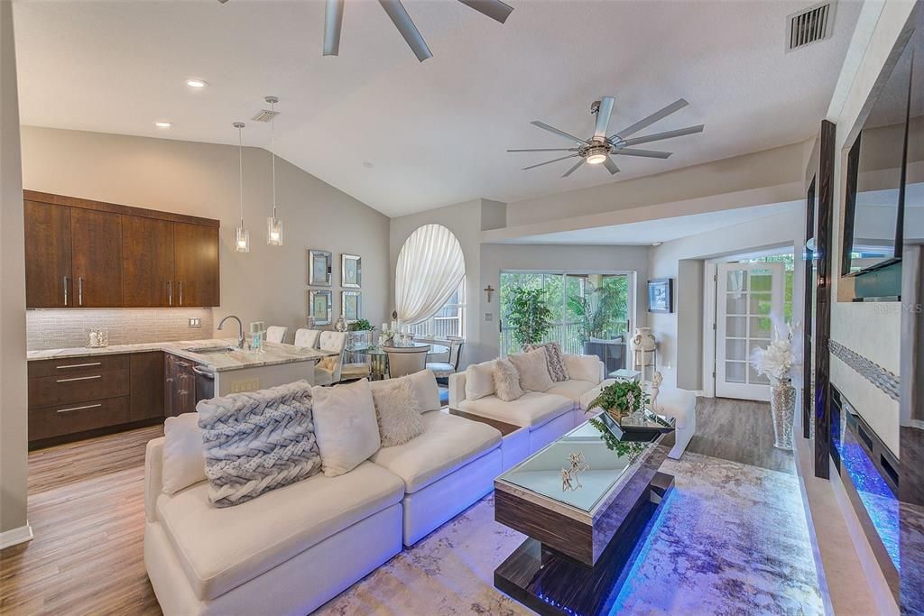 For Sale: $409,500 (3 beds, 2 baths, 1835 Square Feet)