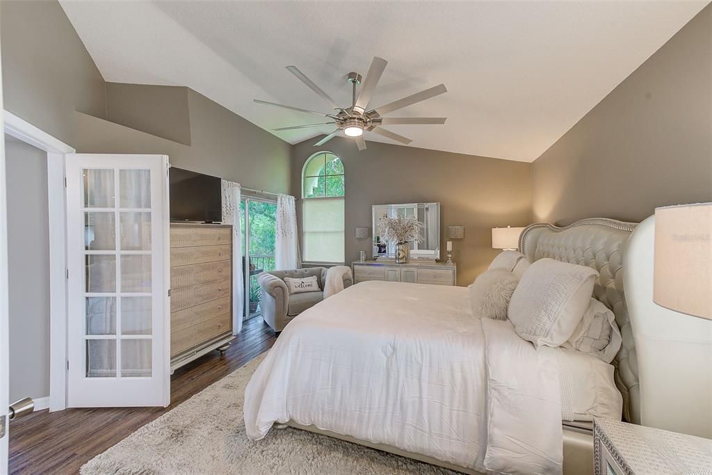 For Sale: $409,500 (3 beds, 2 baths, 1835 Square Feet)