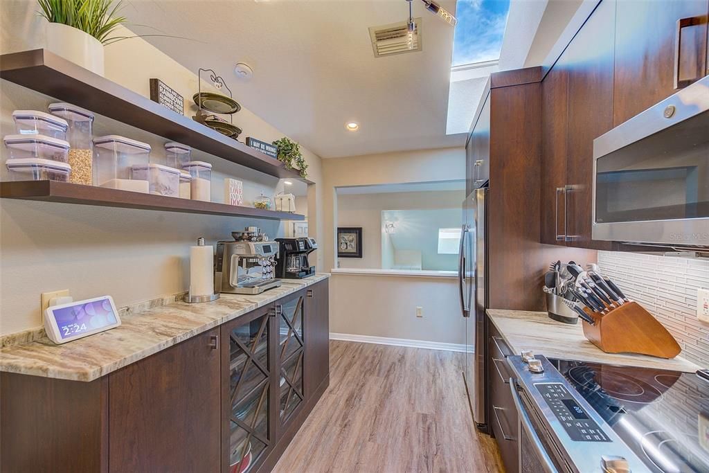For Sale: $409,500 (3 beds, 2 baths, 1835 Square Feet)