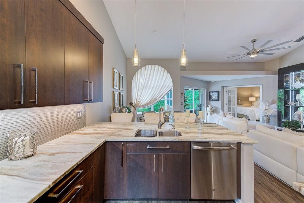 For Sale: $409,500 (3 beds, 2 baths, 1835 Square Feet)
