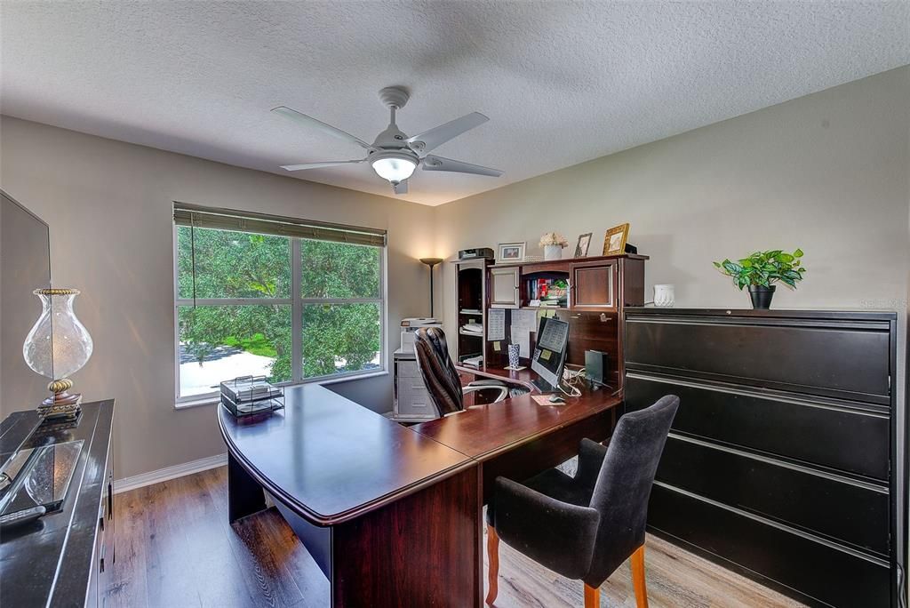 For Sale: $409,500 (3 beds, 2 baths, 1835 Square Feet)
