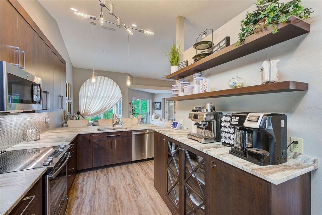 For Sale: $409,500 (3 beds, 2 baths, 1835 Square Feet)