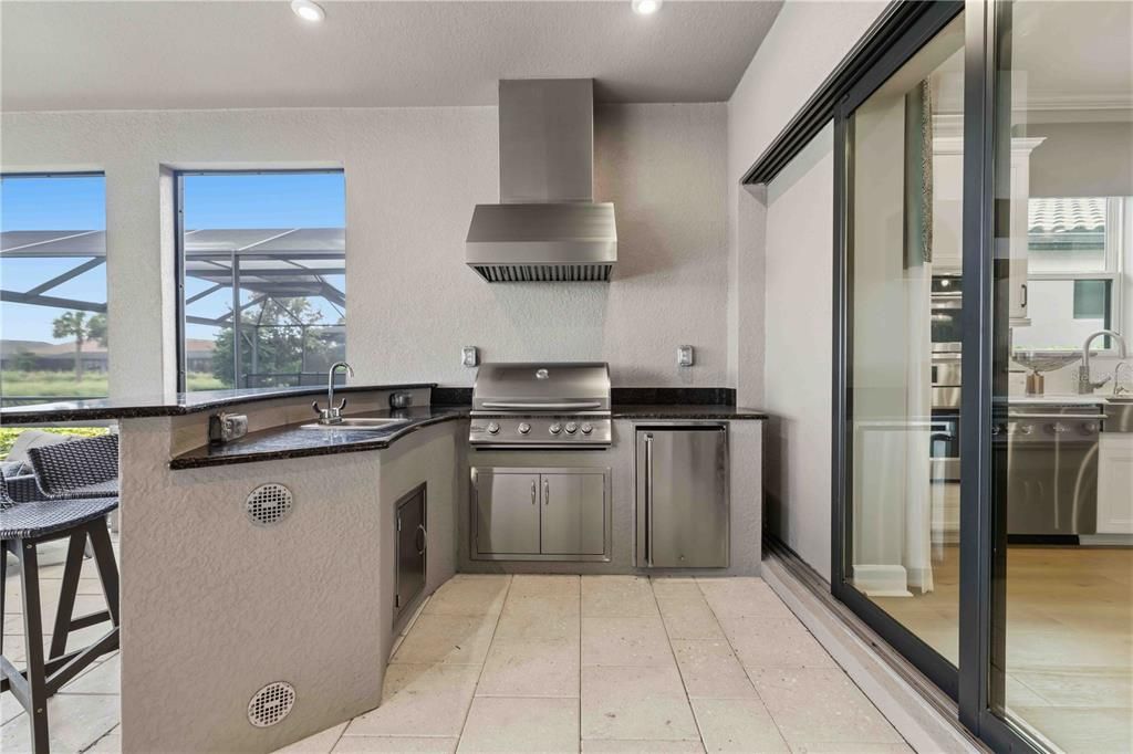 En Venta: $1,300,000 (3 camas, 3 baños, 3059 Pies cuadrados)