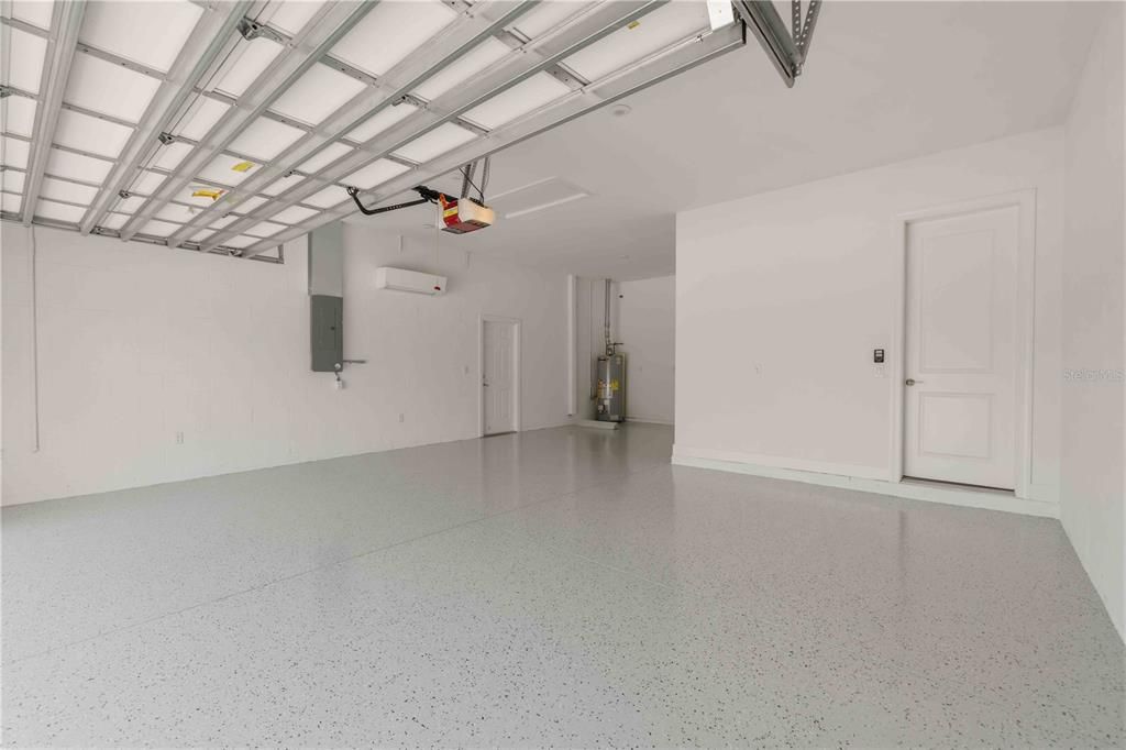 En Venta: $1,300,000 (3 camas, 3 baños, 3059 Pies cuadrados)