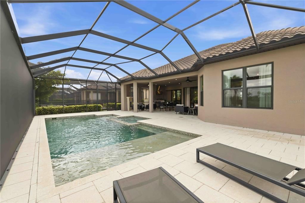 En Venta: $1,300,000 (3 camas, 3 baños, 3059 Pies cuadrados)