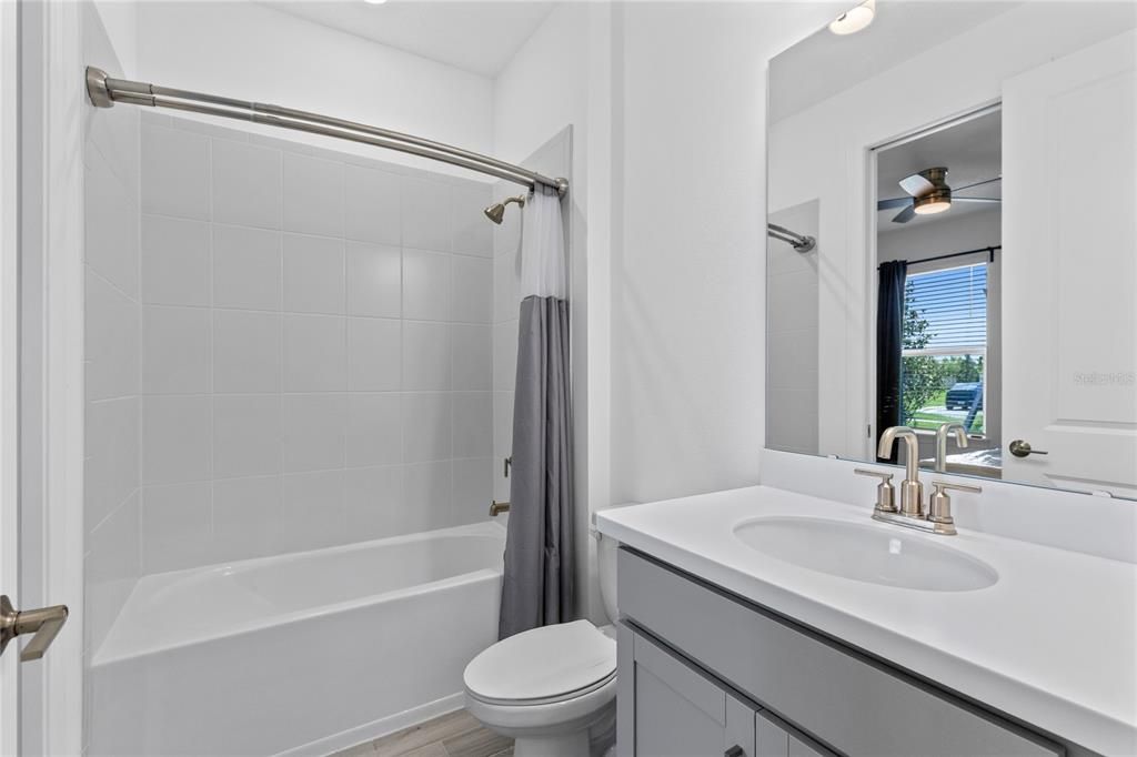 En Venta: $359,900 (3 camas, 2 baños, 1515 Pies cuadrados)