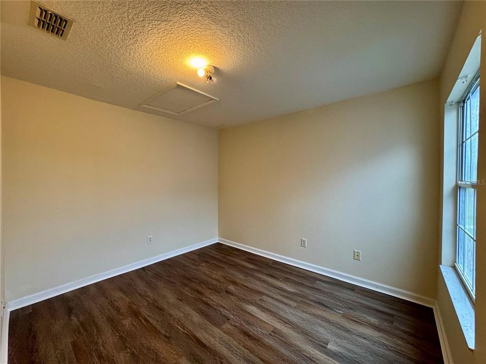 En Renta: $1,600 (3 camas, 2 baños, 1748 Pies cuadrados)
