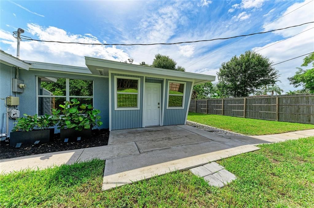 На продажу: $445,000 (3 спален, 1 ванн, 1160 Квадратных фут)